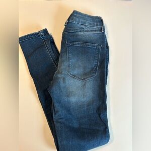 Dark wash skinny jeans